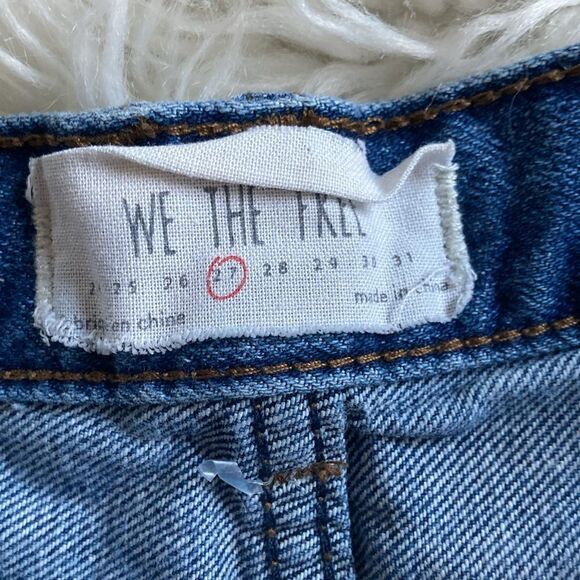 We The Free Button Fly Frayed Hem Denim Jean Shorts Size 27 - Picture 6 of 11